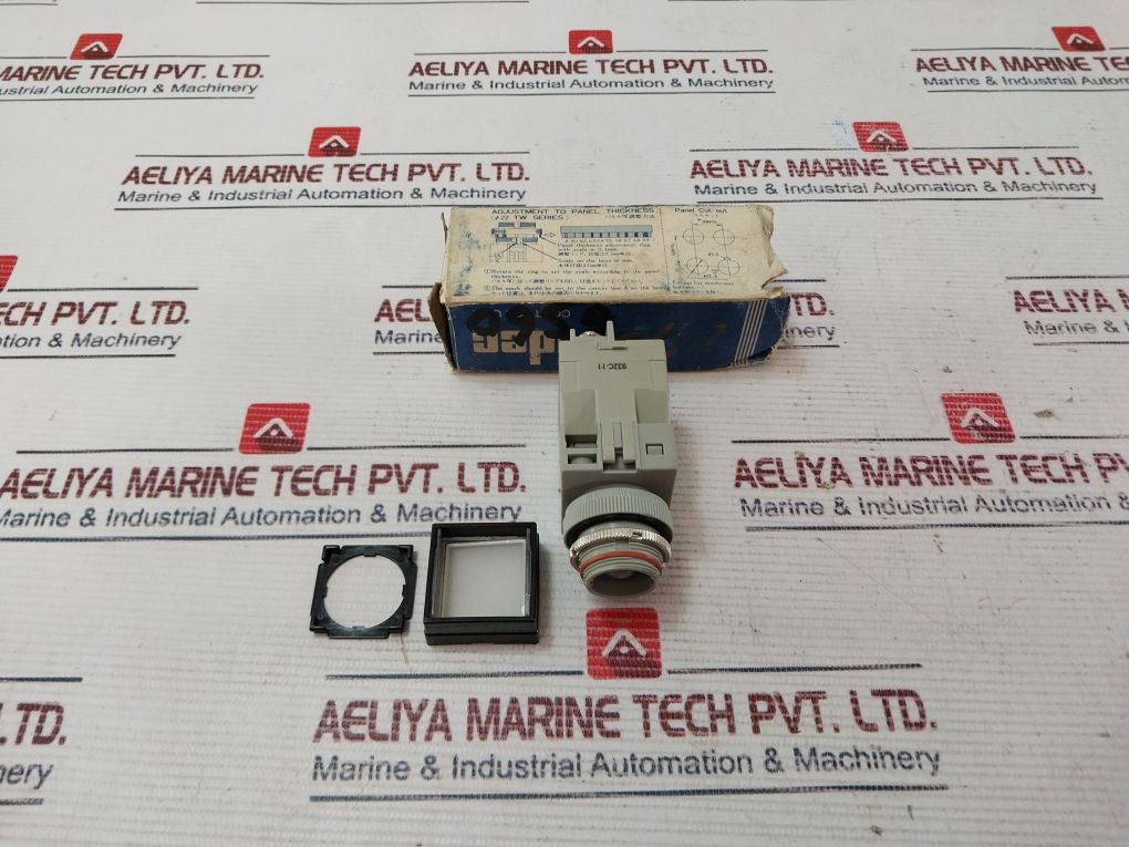 Idec Upqw1B16-w Indicator Pilot Light Control Unit 100/110V 50-60Hz