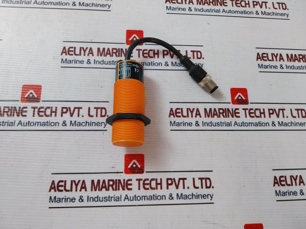 Ifm Ki-3015-fpkg/Ni/Us Capacitive Sensor 10-36Vdc 250Ma Ip65