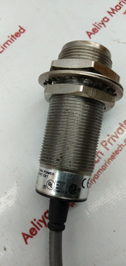 Allen Bradley 871Tm-b10C30-a2 Proximity Sensor 40-250V 5-400Ma