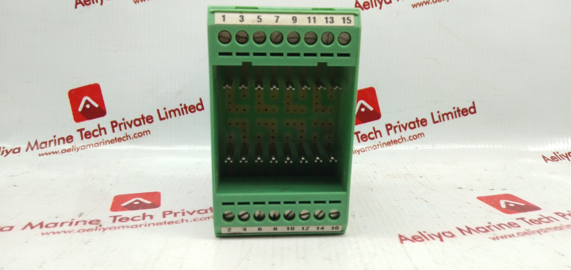 Phoenix Contact Emg 45-b8 Output Module 2946201