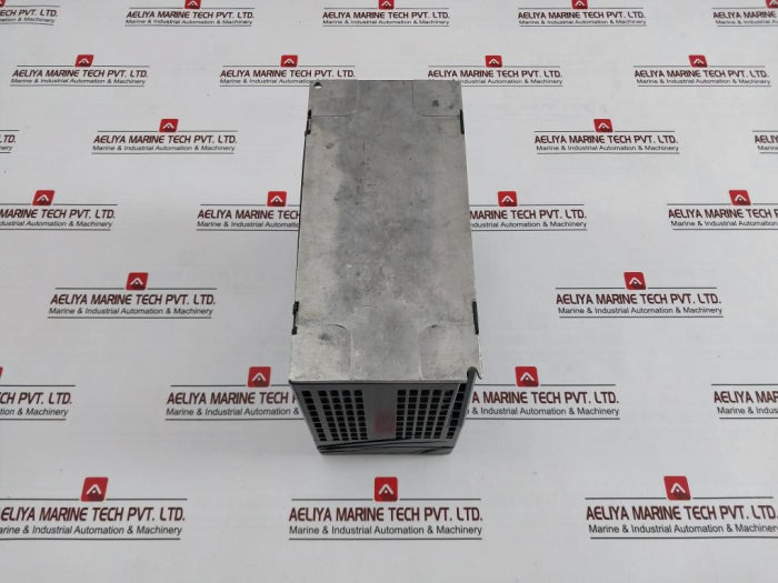 Invt Sv-db100-4R4-4-1R Servo Driver 4.4Kw Ip20 400V 12.0A 47-63Hz (Not Working)