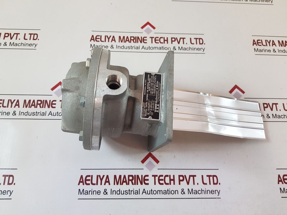 Mcdonnell & Miller Afe-1 Air Flow Switch – Aeliya Marine