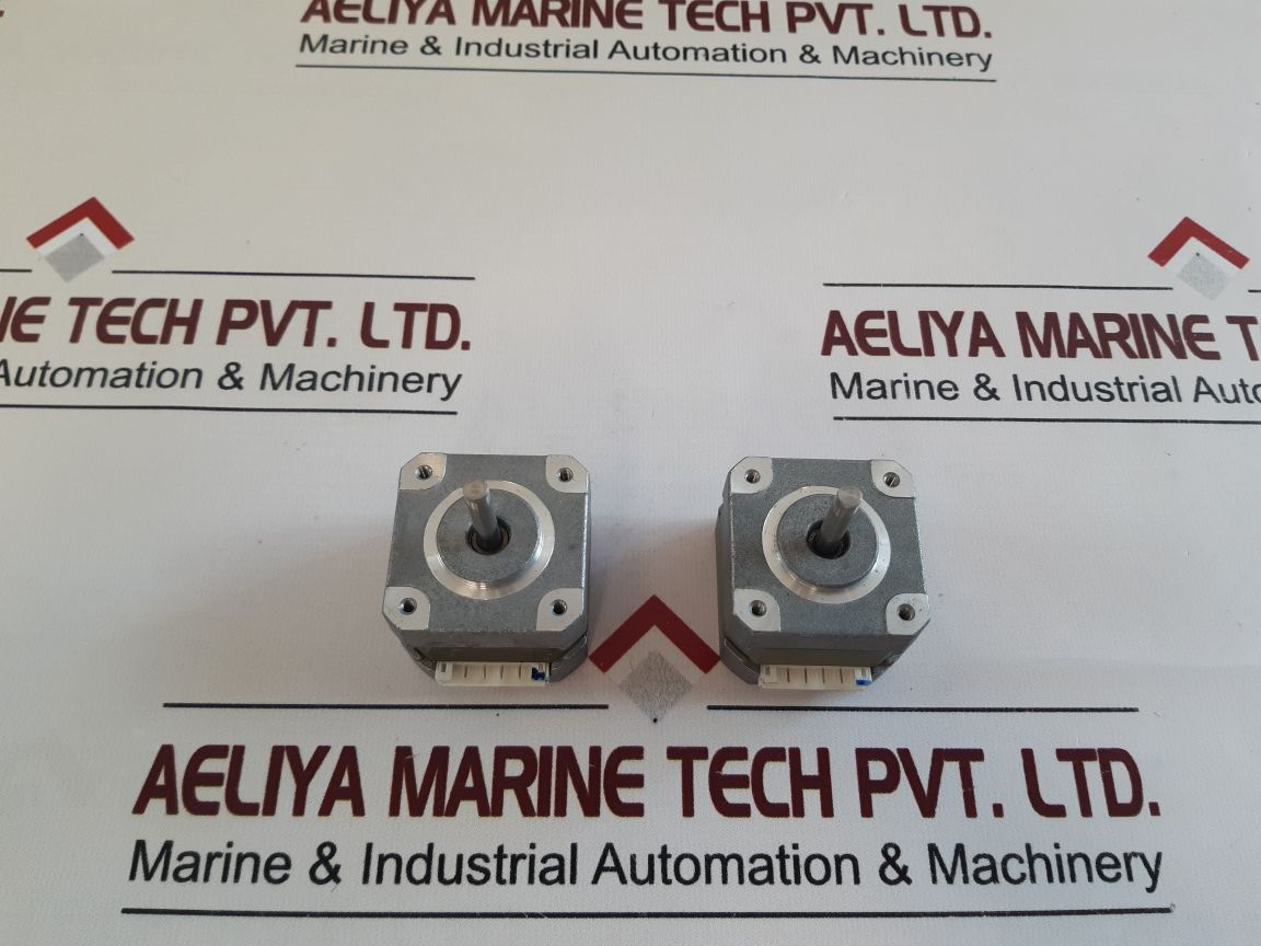 Japan Servo Kh42Hm2-017 Hybrid Stepping Motor 05701601