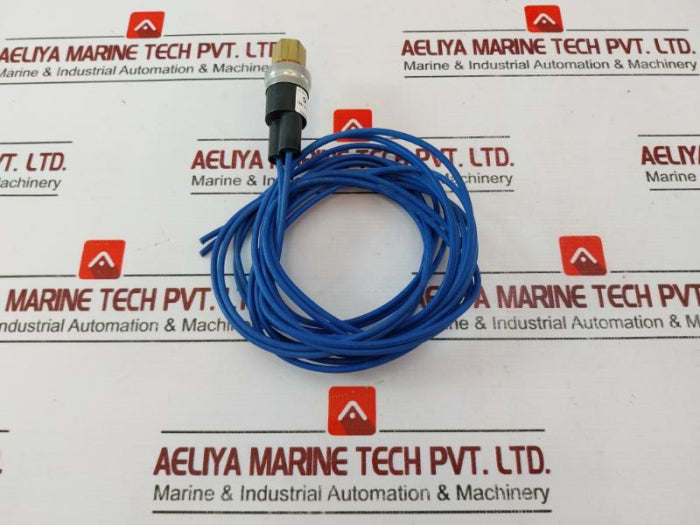 Johnson Controls P100Ap-322 Pressure Sensor 240Vac