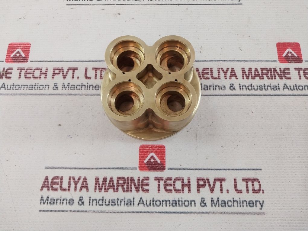 K.E.W 6301335 Cylinder Head C3