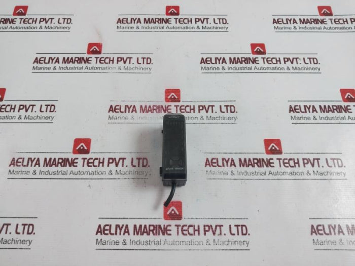 Keyence Gt-72A Din Rail Mount Amplifier Unit Gt Series, E2L60187