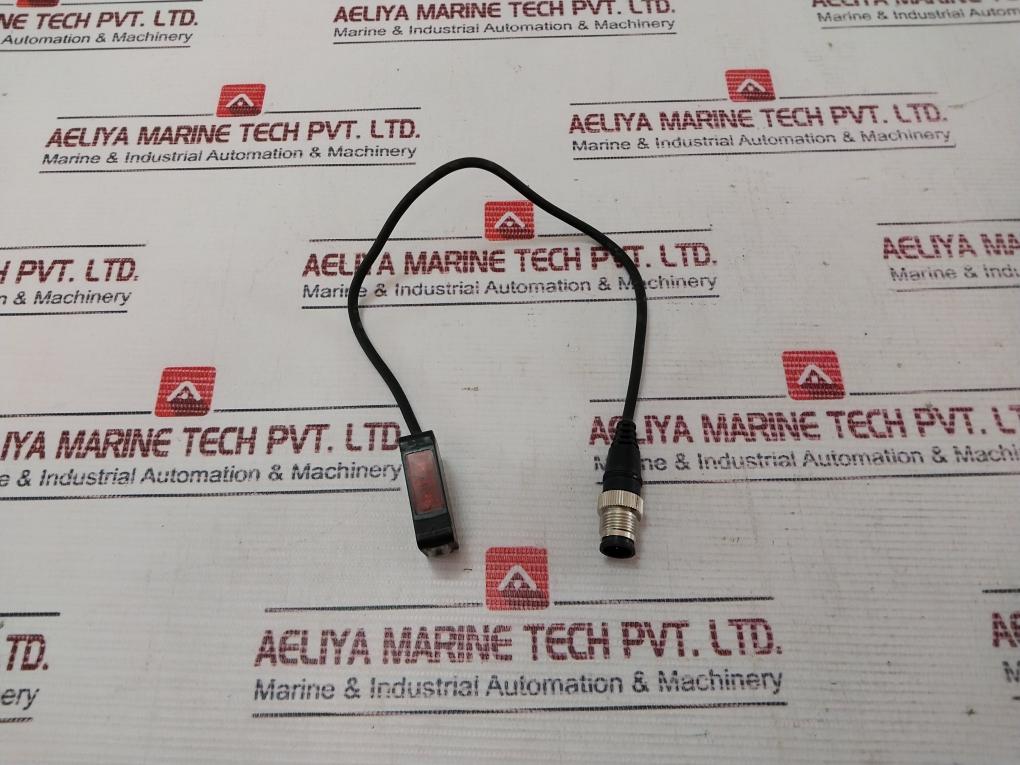 Keyence Pz-m13P Photoelectric Sensor 12-24Vdc
