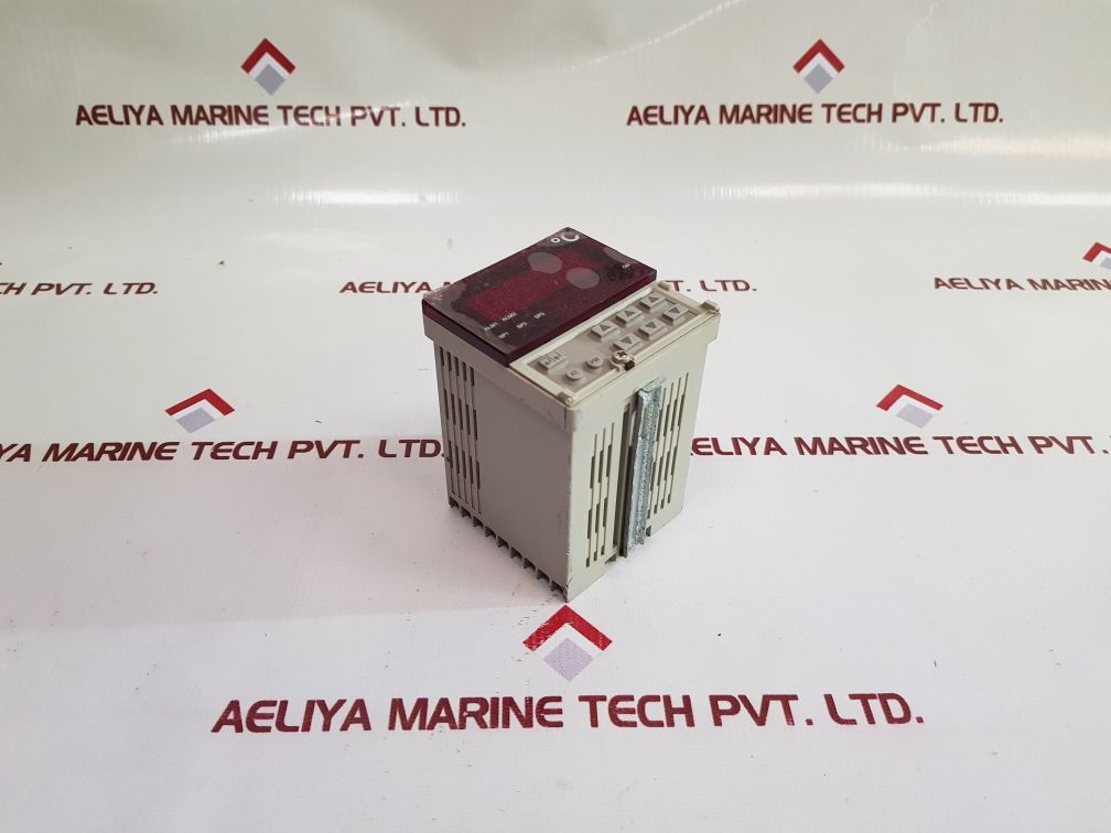 Keyence Tf2-21 Temperature Controller – Aeliya Marine