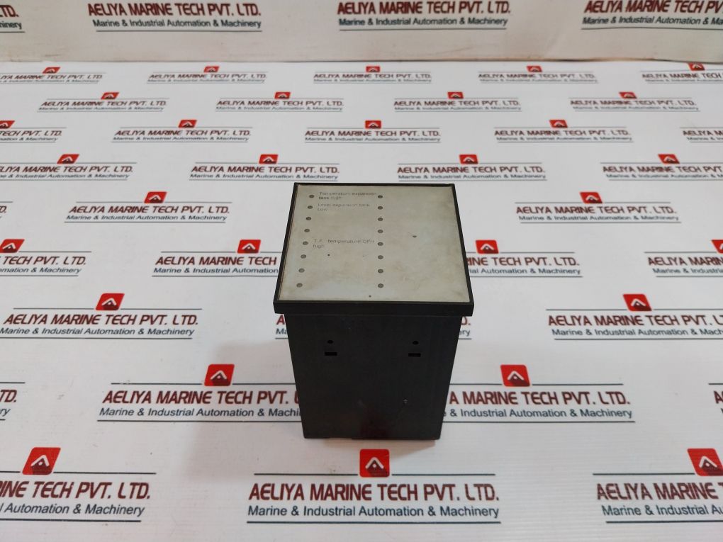 Kfm 821A21Y Temperature Controller 230V 48...62 Hz