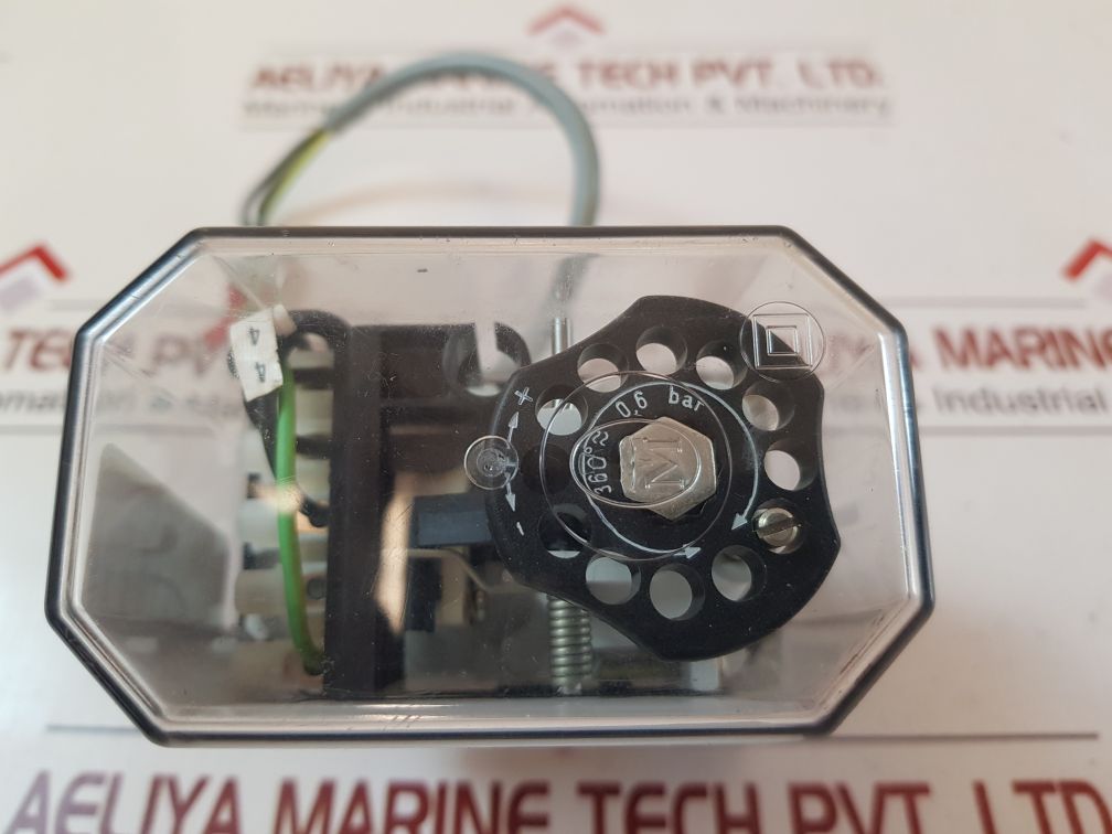 Klockner Moeller Mcs11 Pressure Switch – Aeliya Marine