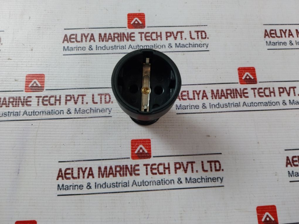 Kopp 1807.1600.3 Plastic Coupling Ip20