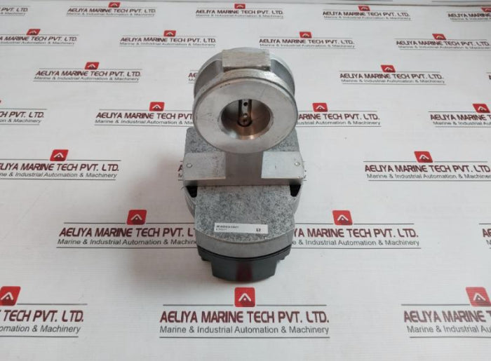 Kromschroder Ic 20-30W3E Actuator 88300076 230 Vac 50/60 Hz Ibg40Z05/20-30W3E