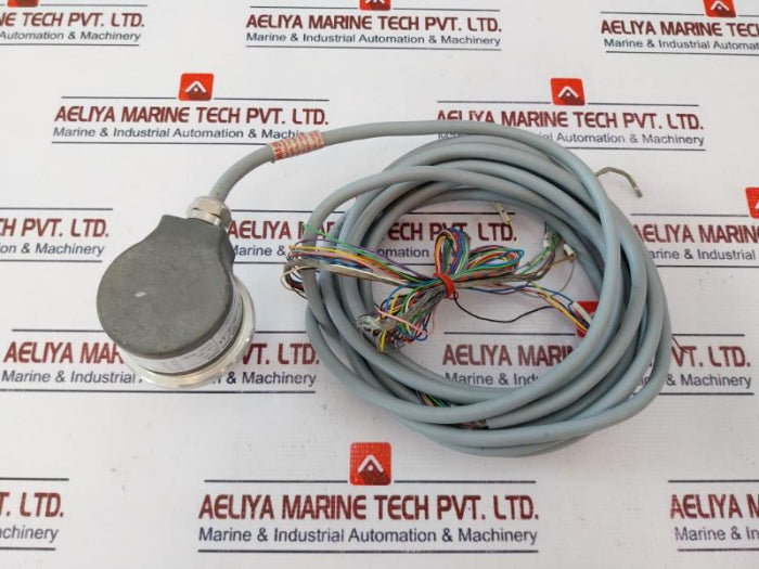 Kubler 8.5000.835B.1000.0050 5 Meter Cable With Incremental Encoder 10-30 Vdc