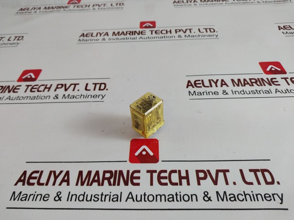 Lot Of 7X Kun Hung/Koino Electric Kh-103-4C Miniature Power Relay 230Vac