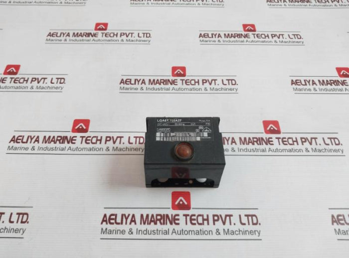 Landis & Gyr Lga52.150A27 Gas Burner Control Box 220-240V Ac 50-60Hz 0006200363