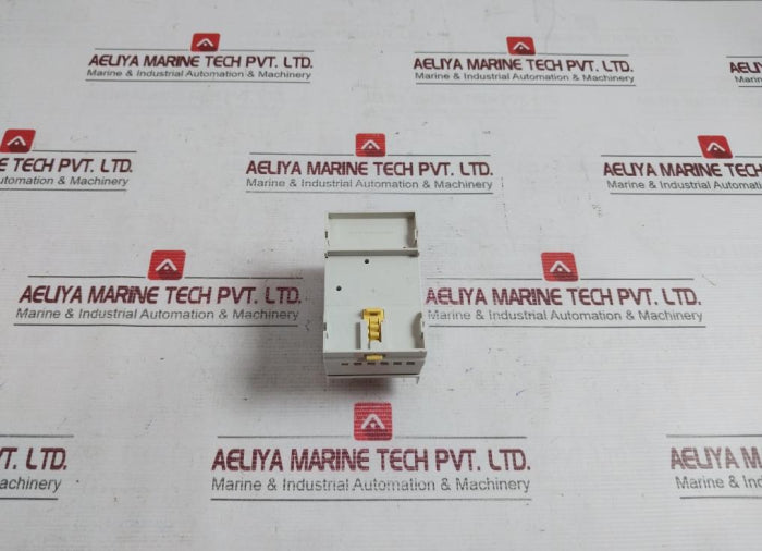 Legrand 037 53 Time Switch 230V 50/60Hz 16A/250Vacr R100H