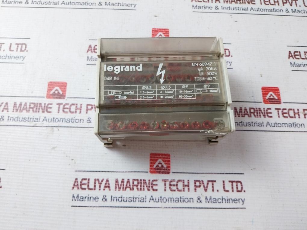 Legrand 048 86 Modular Distribution Block 500V