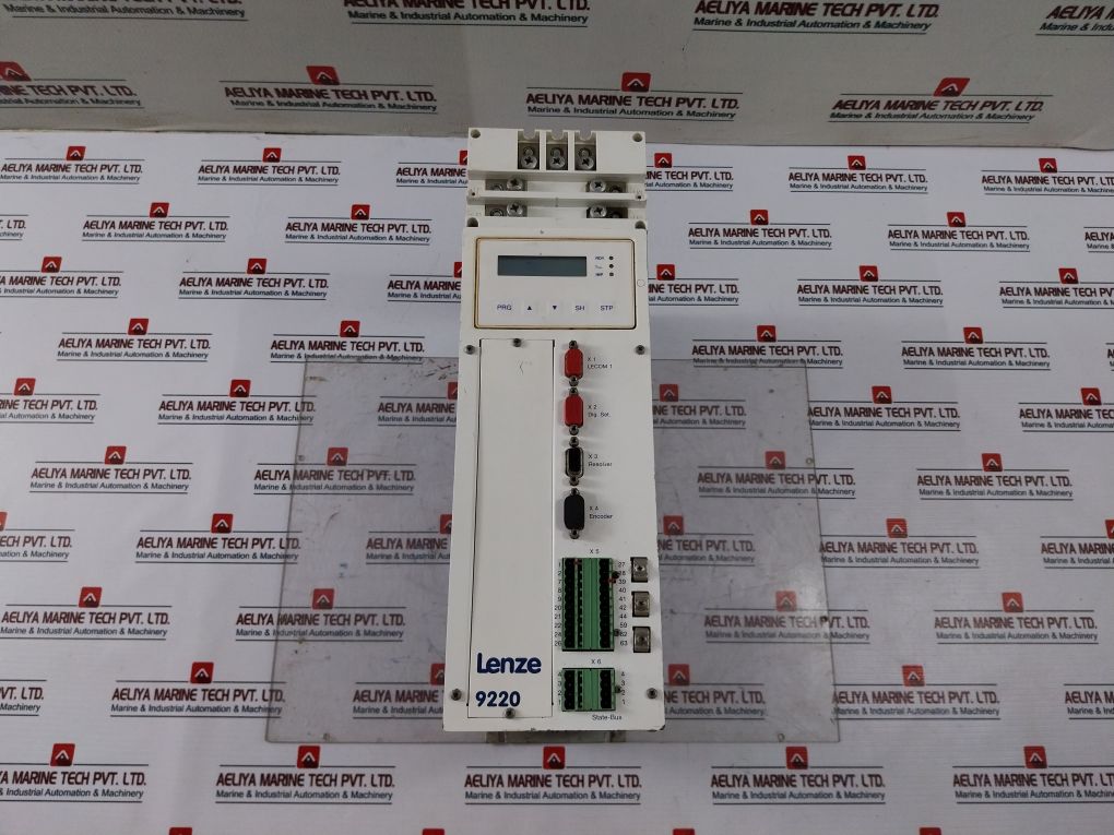 Lenze 33.9224 E Servo Drive 00384880