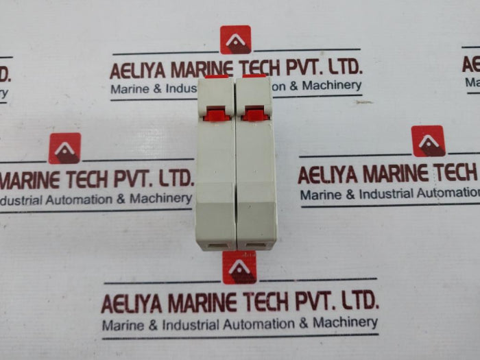 Littelfuse Lpsc-id Ch Class Cc Fuse Holder 30A 600V