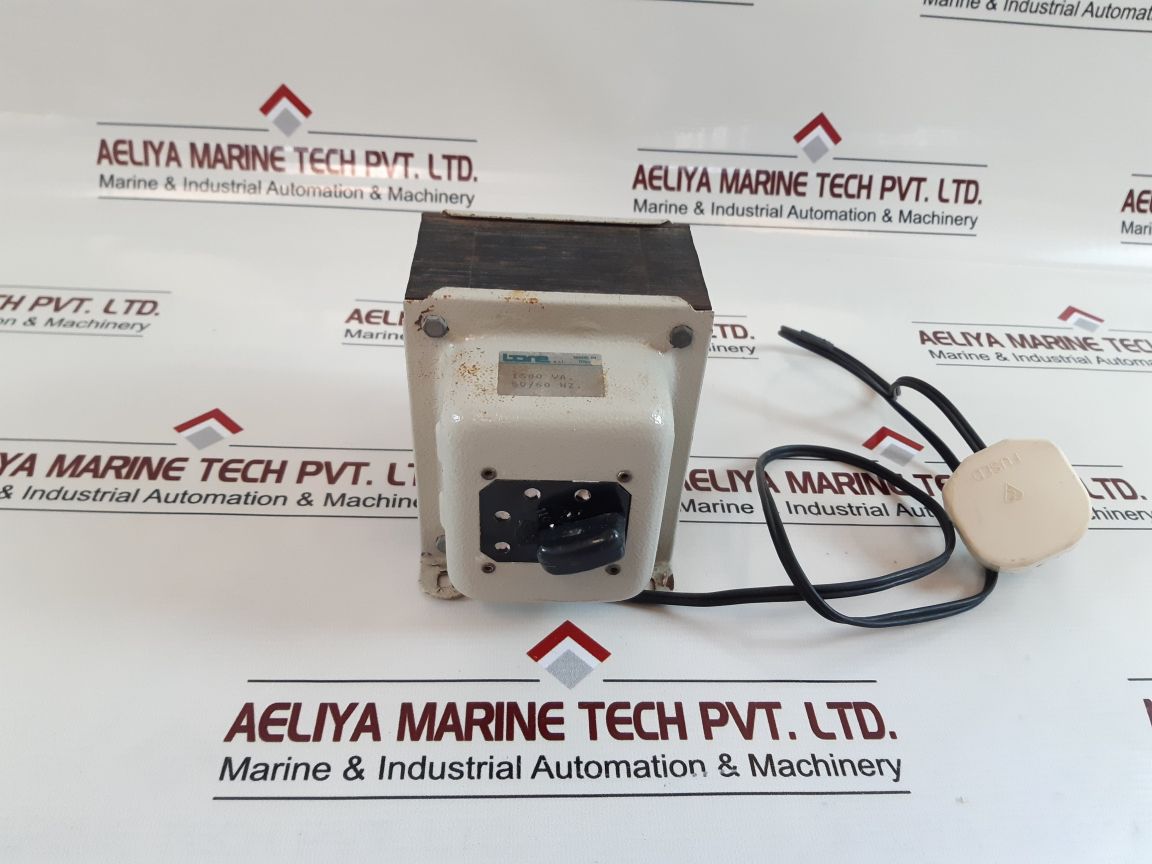 Lore 1500 Va 50/60 Hz Reversible Auto Transformer
