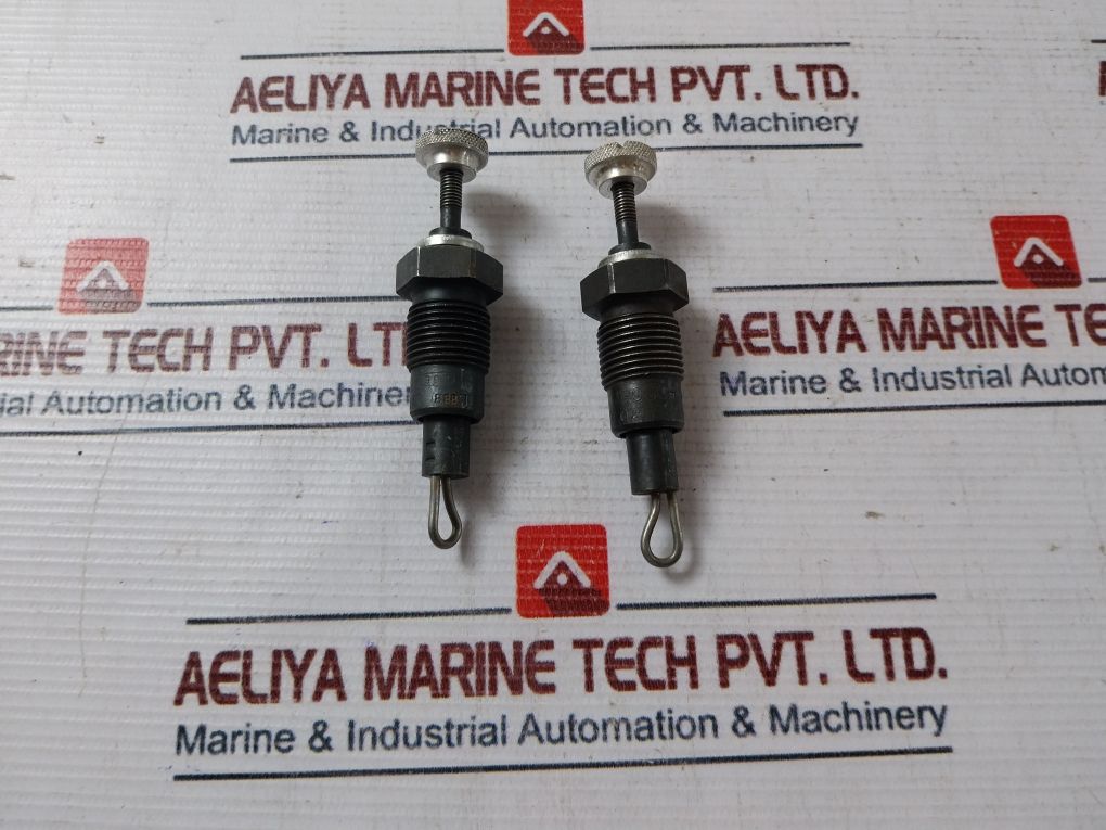 Lot Of 2X Bosch 0 250 001 010 Glow Plug