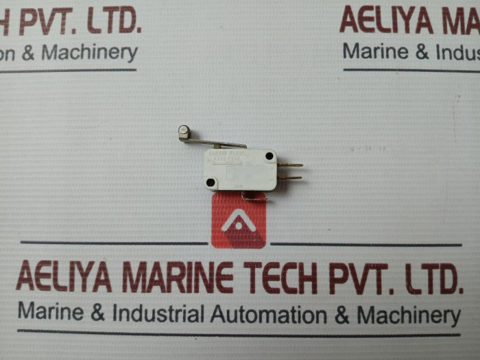 Lot Of 2X Cherry E2150K0 Roller Miniature Pressure Switch 0.1A 125 Vac