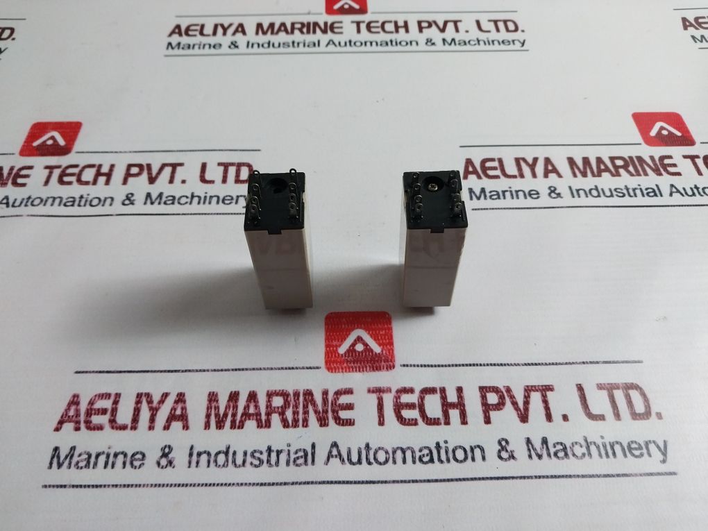 Lot Of 2X Omron H3Y-2 Timer 0-30Sec 24Vac