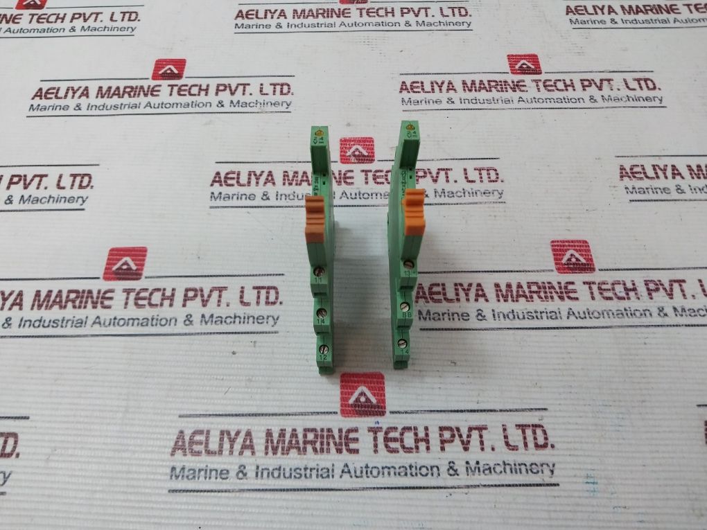 Lot Of 2X Phoenix Contact Plc-bsc-24Dc/21 Relay Base 2966016