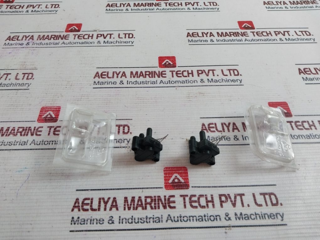 Lot Of 3X 060Pgaa5 1730-01N Pressure Sensor