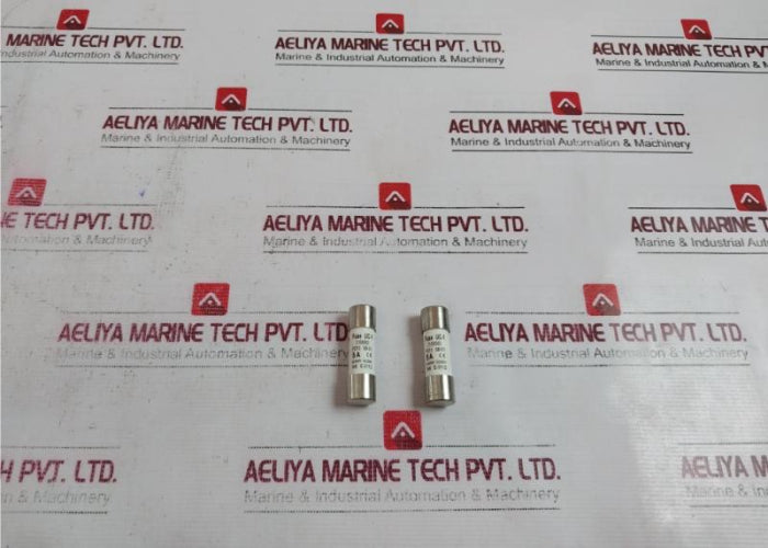 Lot Of 4X Fuse Uc-1 Fcf2 Sb-c1 Cartridge Fuse