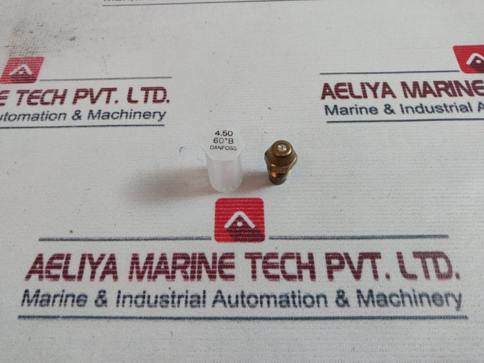 Lot Of 6X Danfoss 60°B Oil Nozzle Od/60° 4.5 Usg/H