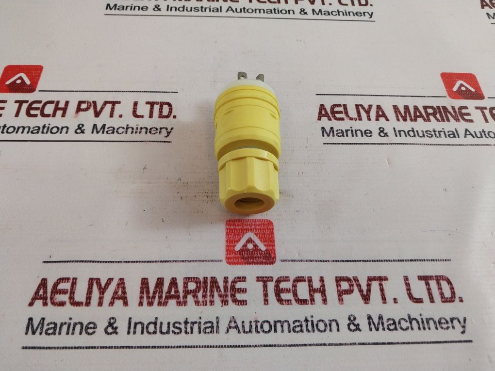 Lot Of 5X Leviton 163-14W47 Plug And Connector