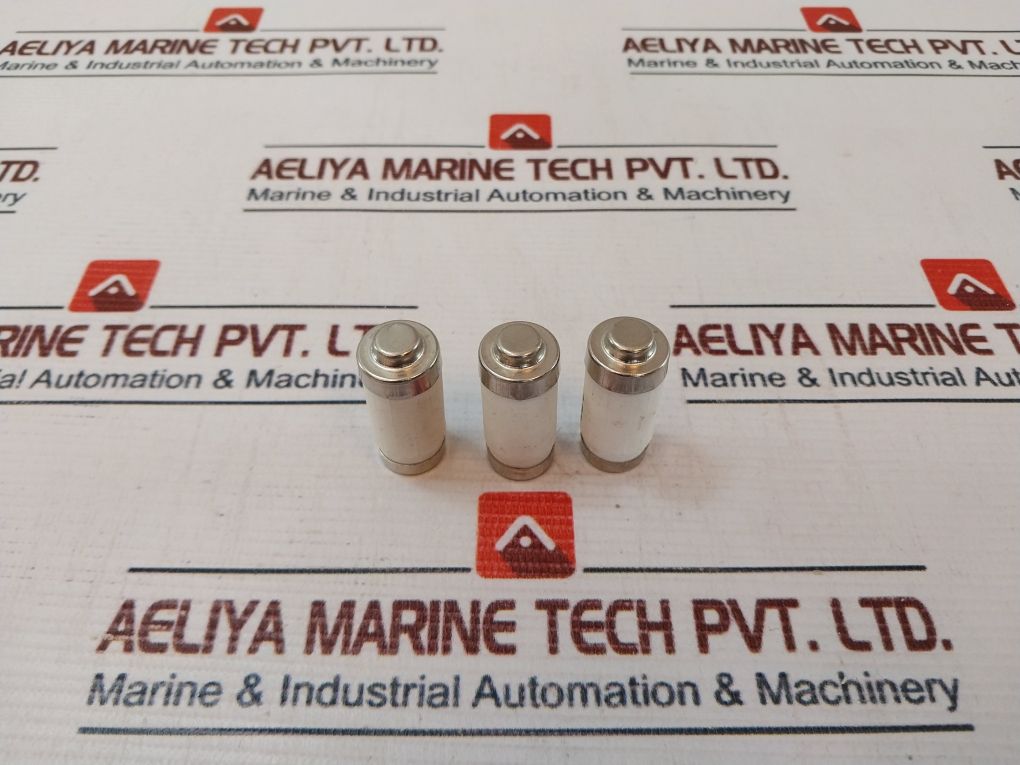 Lot Of 6X Delixi D02 R026 Fuse 500V Ac 50A