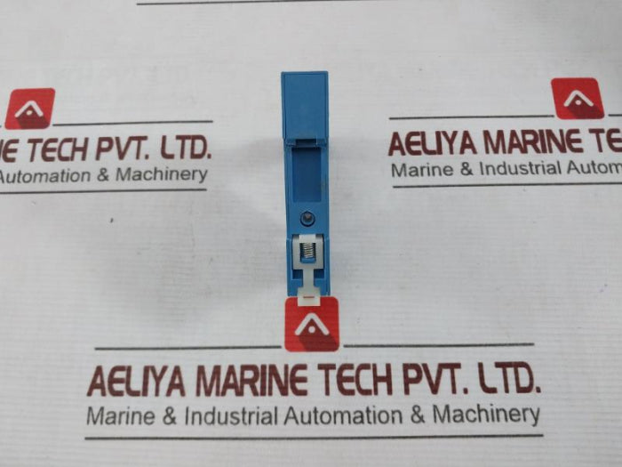 Lot Of 7X Finder 95.05 Socket With Screw (Box Clamp) Terminal 10A 300V 8 012823