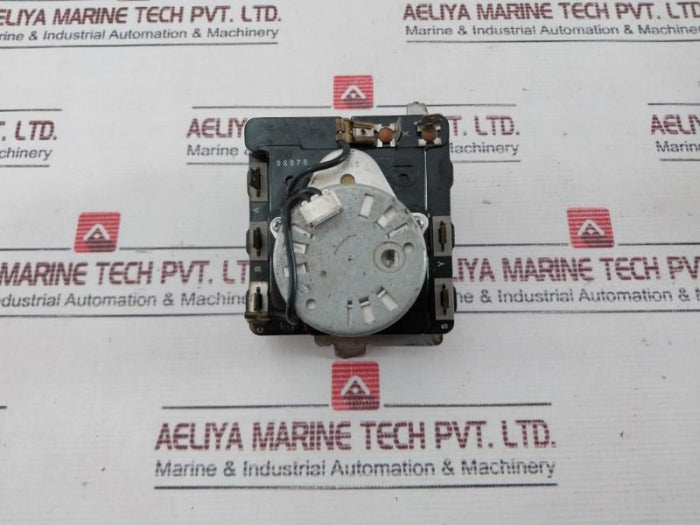M460-g 25A, 250Vac (Htr) Timer And Cycle Reversing Switch M006 3W S 115Vac 60Hz