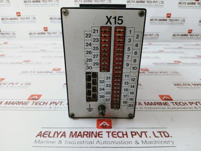 Mak 1.00.7-36.21.00-40 Control Module D9926 X15