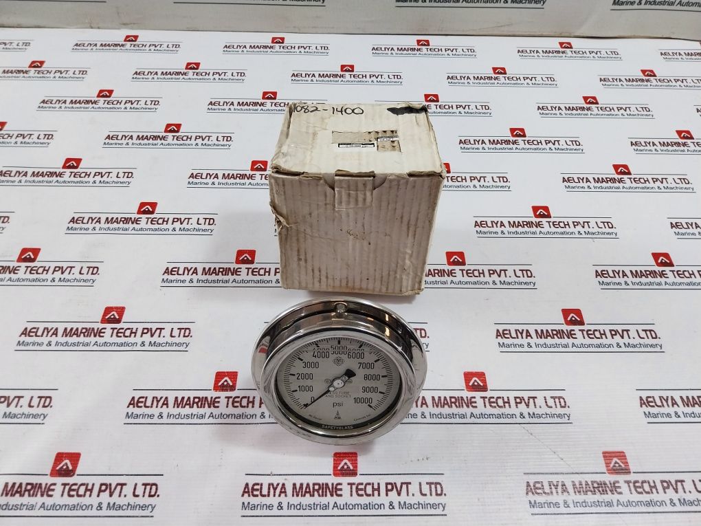 Mc Daniel 4082-1400 1/4" Npt 316 Ss Tube And Socket Hydraulic Pressure Gauge