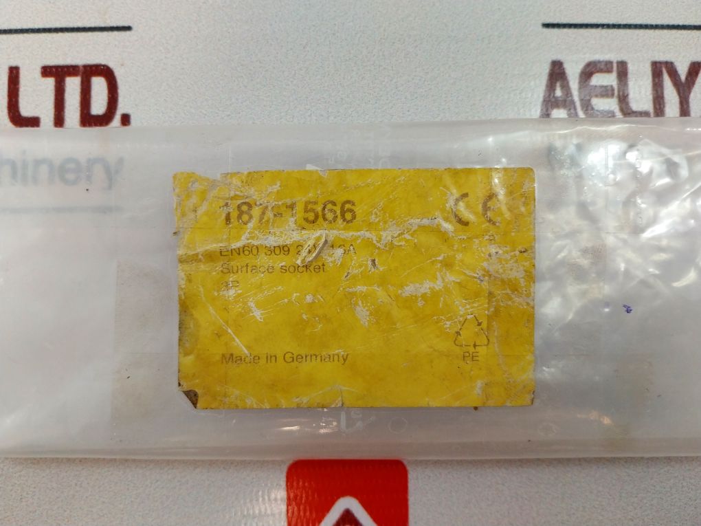 Mennekes 1832 Surface Socket 16A-24V 12957-60