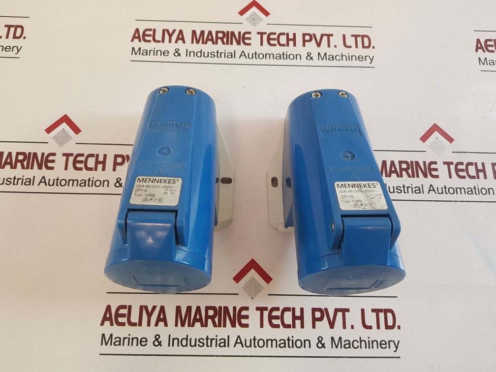 Mennekes 32A-6H 2P+ Plug Connector Typ:1369