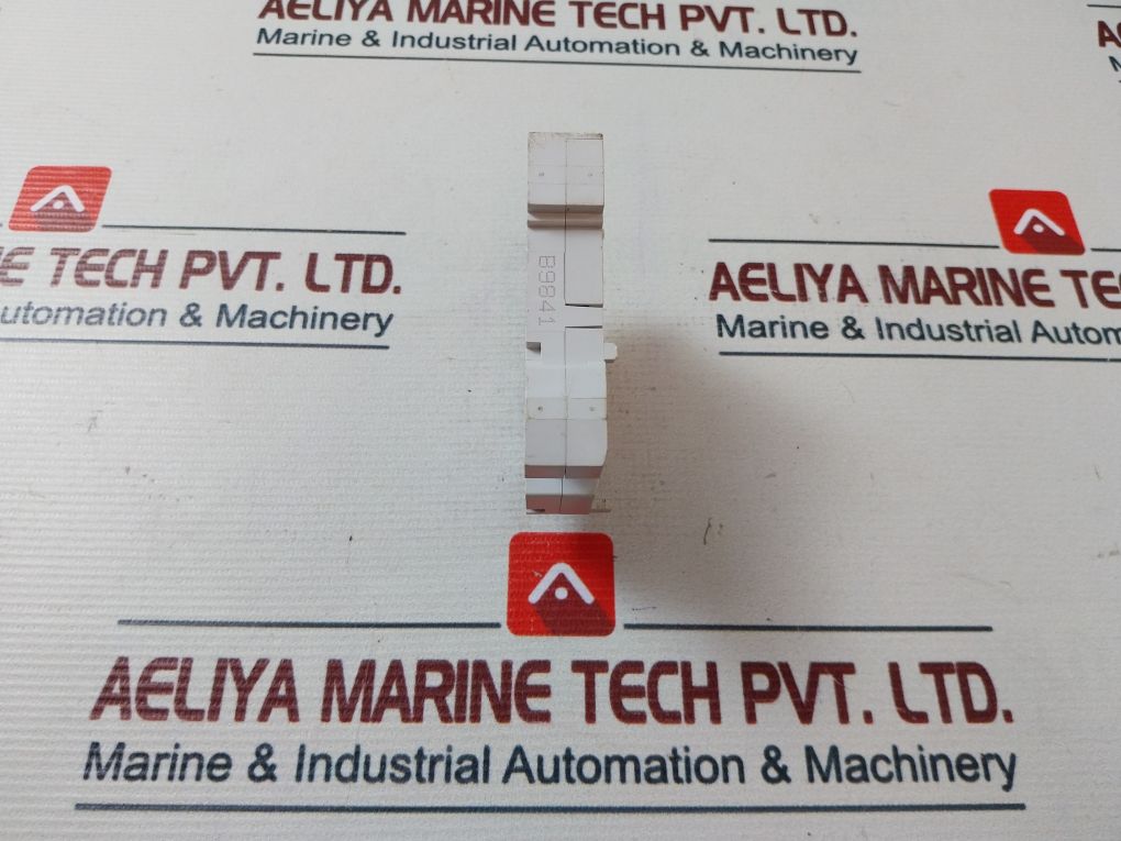 Merlin Gerin 26960 Undervoltage Release Circuit Breaker Multi 9 220/240V