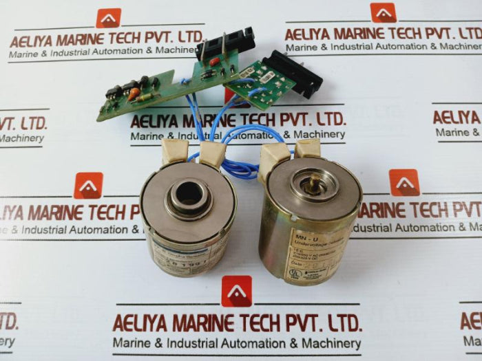 Merlin Gerin 685 658 Mx-a Shunt Trip Xf-e Closing Release Circuit Breaker 0,11A