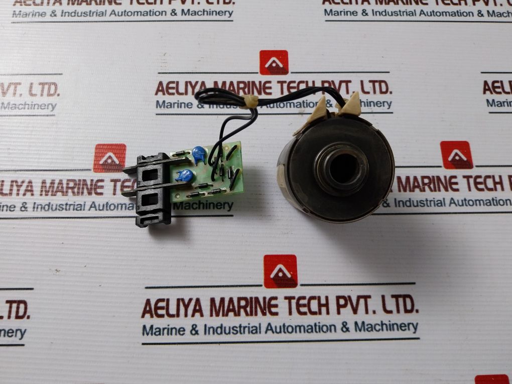 Merlin Gerin 685 658 Mx-a Shunt Trip Xf-e Closing Release Circuit Breaker 240V