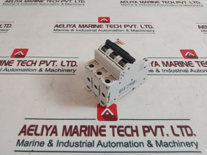 Merlin Gerin Multi 9 C60H Circuit Breaker 400V