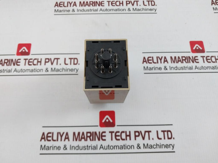 Merlin Gerin Ins40/63/80 Switch-disconnector Compact 380/415Vac 50Hz Pc13102