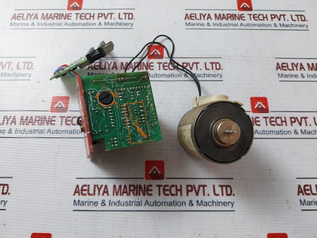 Merlin Gerin Mnr-uv 685 692 Time Delayed Undervoltage Release