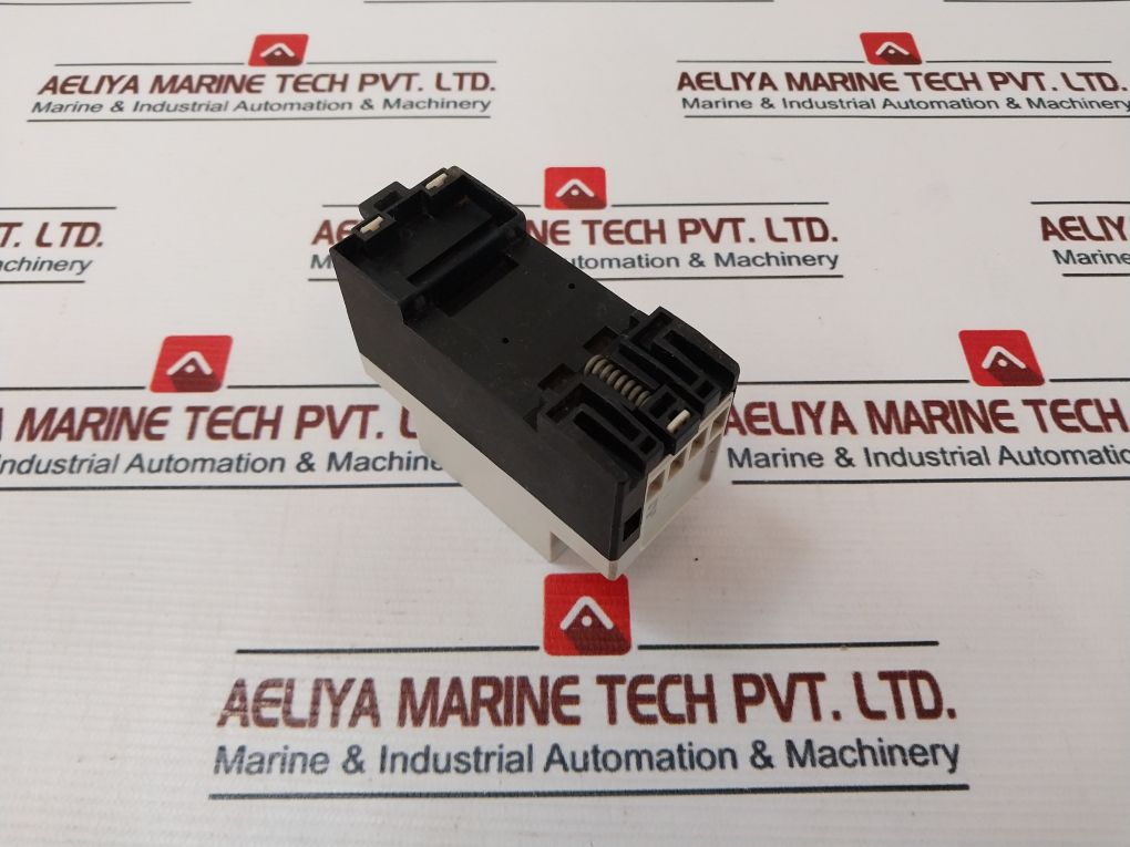 Merlin Gerin Multi 9 20A Ac1 Contactor 380/415V