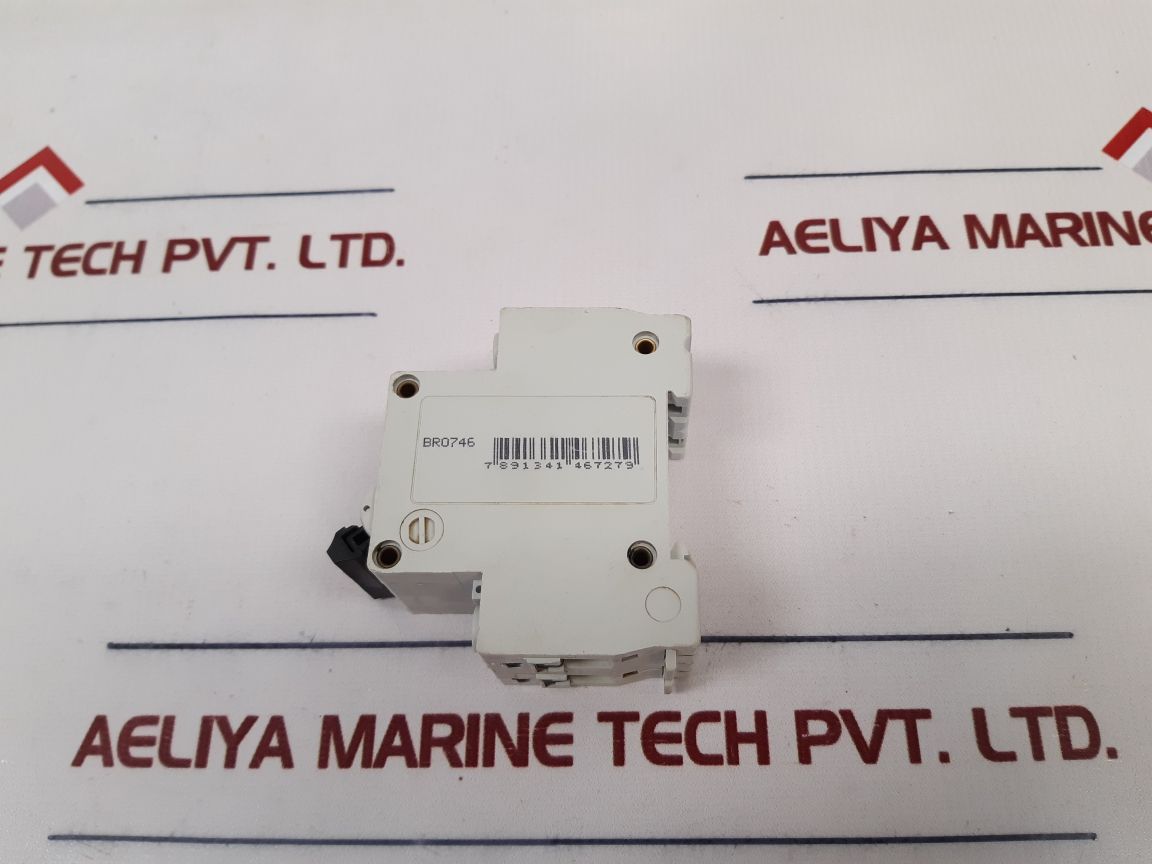 Merlin Gerin Multi 9 K32A2C16 Thermomagnetic Circuit Breaker K32A