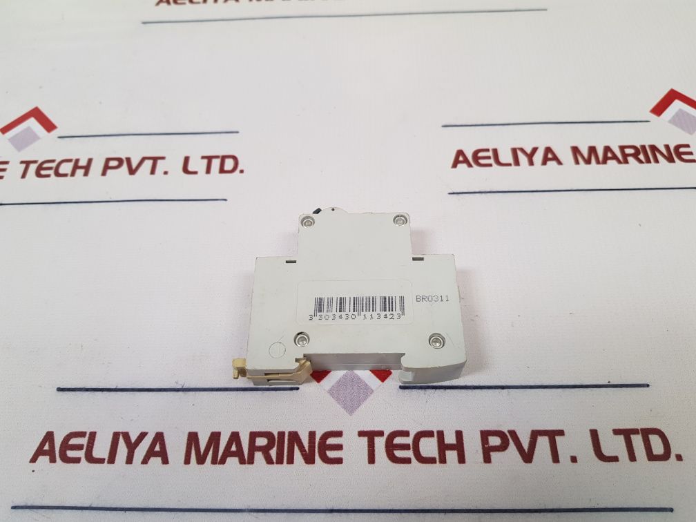 Merlin Gerin Multi 9 K60 Thermomagnetic Circuit Breaker B16