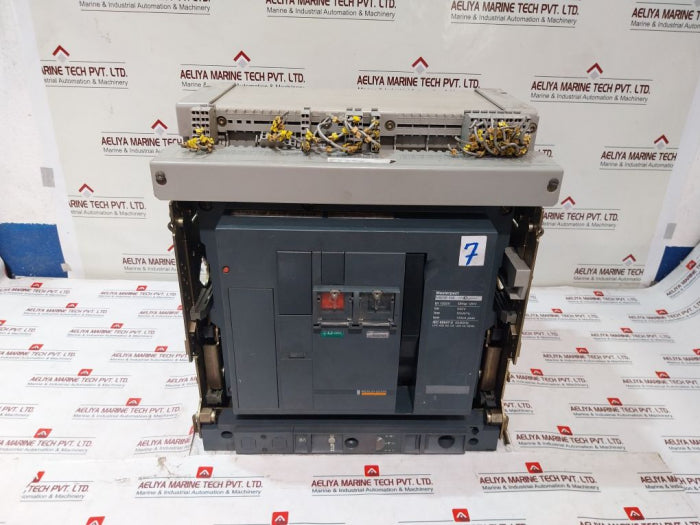 Merlin Gerin Nw08 Ha Masterpact Circuit Breaker Mch 200/250 Vdc 800 Amp