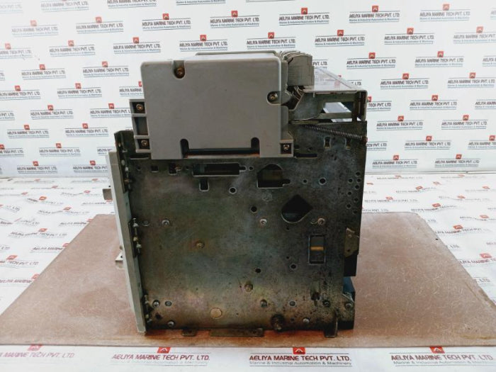 Merlin Gerin Nw16 Hf Masterpact Circuit Breaker 12Kv 1600A